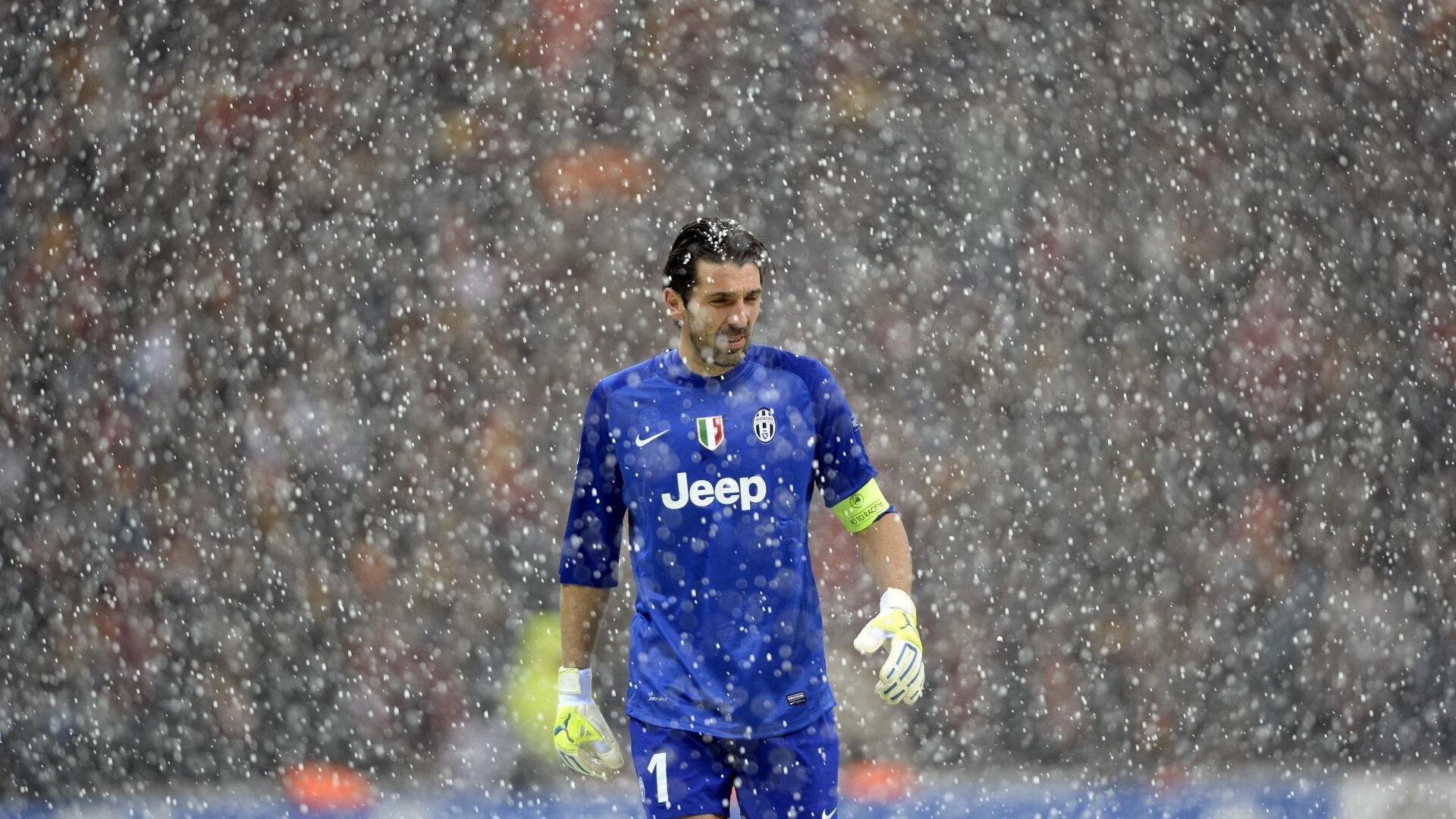 九游官网入口-瞬间点睛：本轮最震撼的五个精彩进球，世界最精彩十大进球